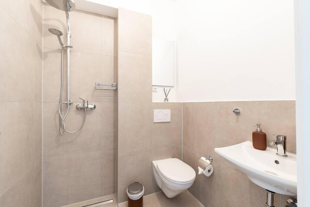 Stilvolle Wohnung Zentral BRE Esterno foto